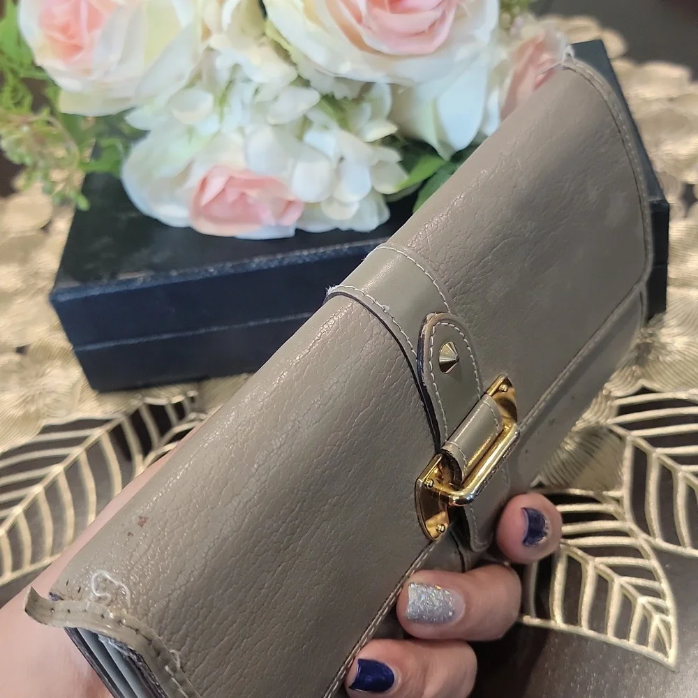 Authentic Louis Vuitton Suhali wallet